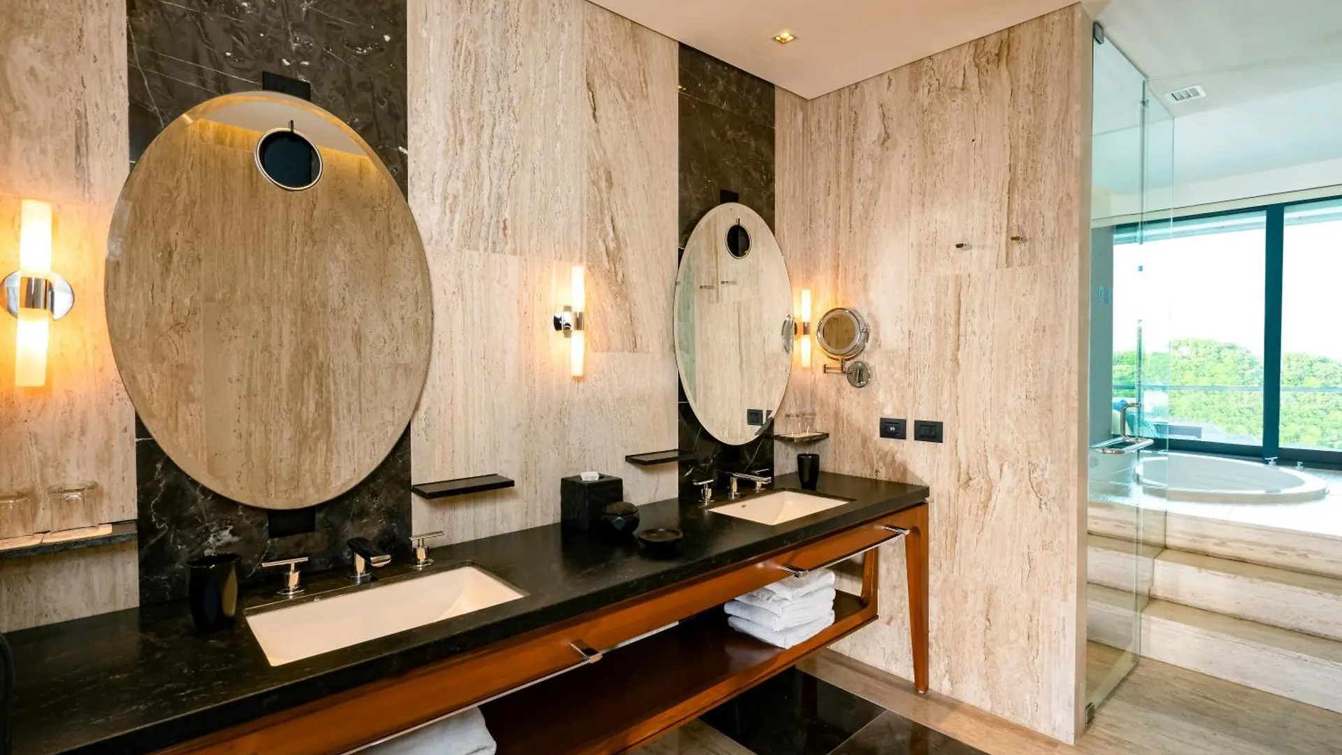 Hyatt Centric Playa Del Carmen - Downtown House & Beach House (Adults Only)