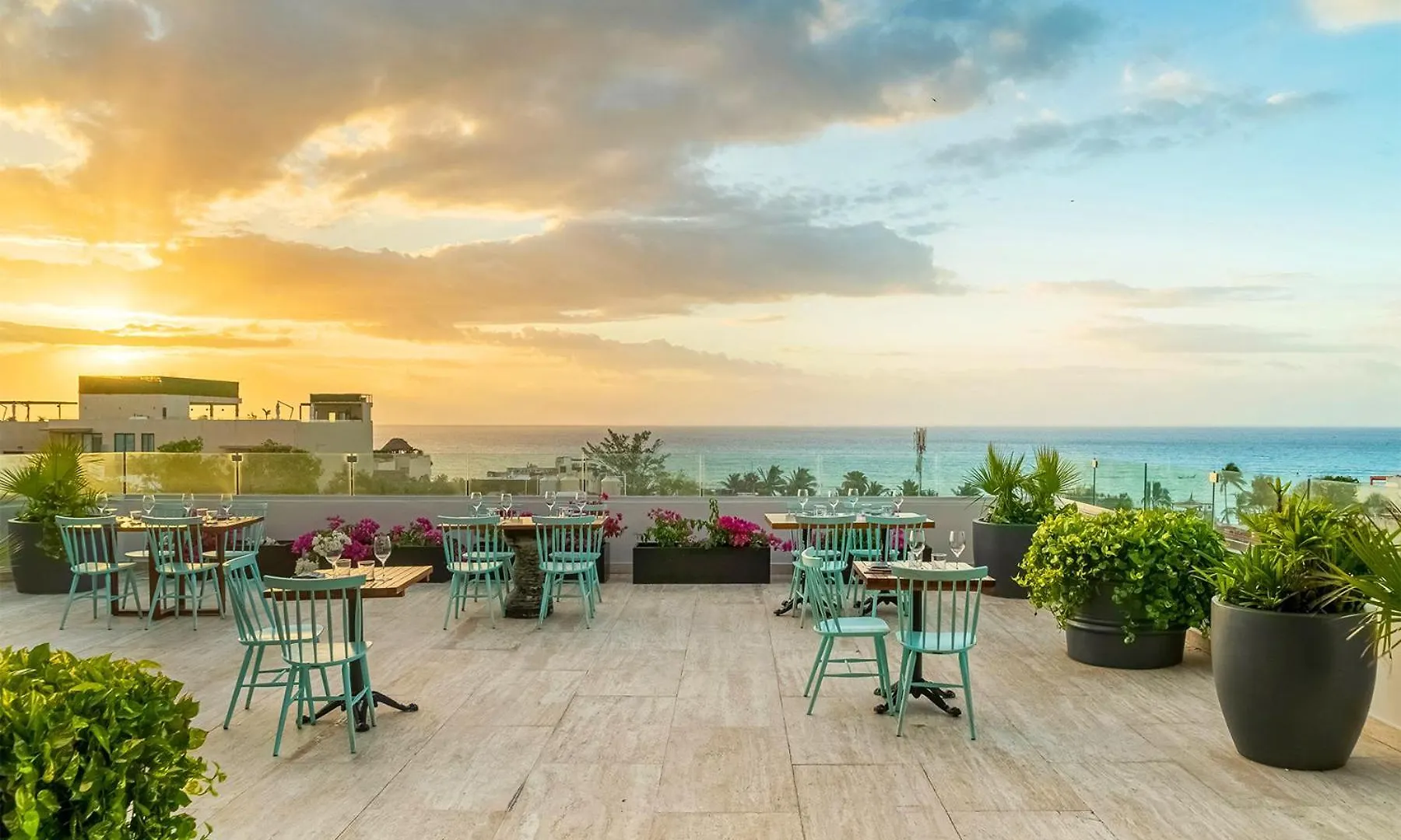 Hyatt Centric Playa Del Carmen - Downtown House & Beach House (Adults Only) 4*,